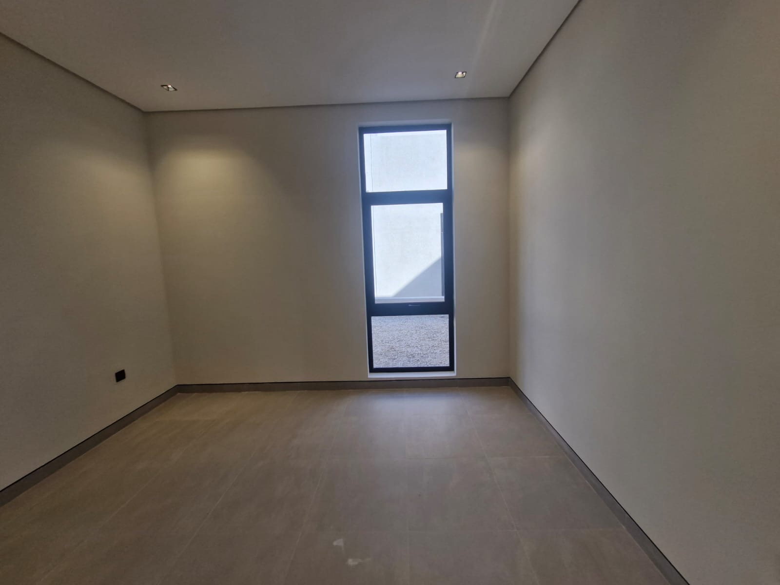 **Luxury Villa for Rent in Rital Ewan District, Roshan Front 🏡**